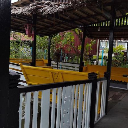 Mykampung Chalet Hotel Ipoh Esterno foto
