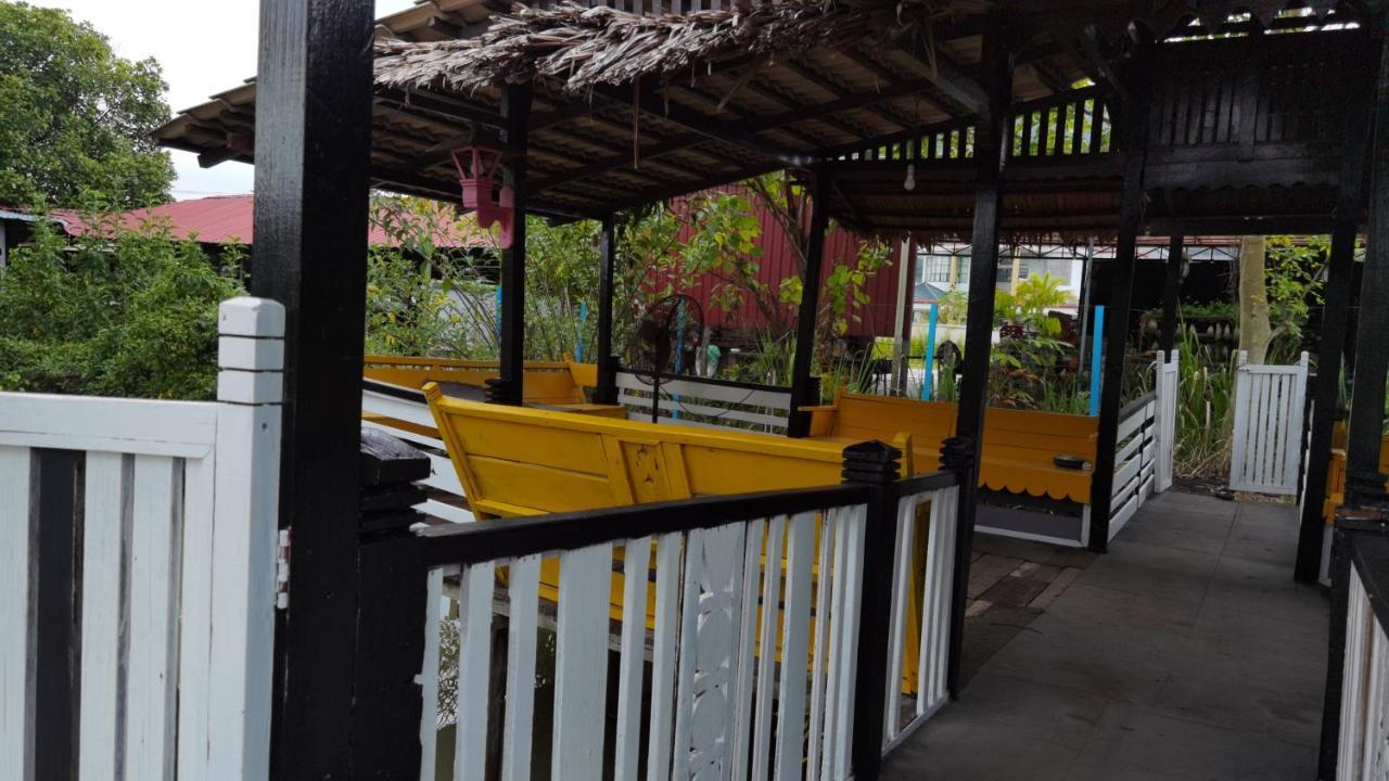 Mykampung Chalet Hotel Ipoh Esterno foto