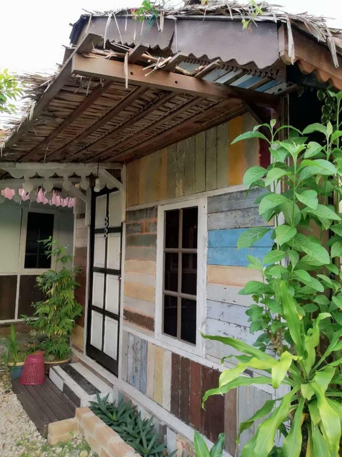Mykampung Chalet Hotel Ipoh Esterno foto