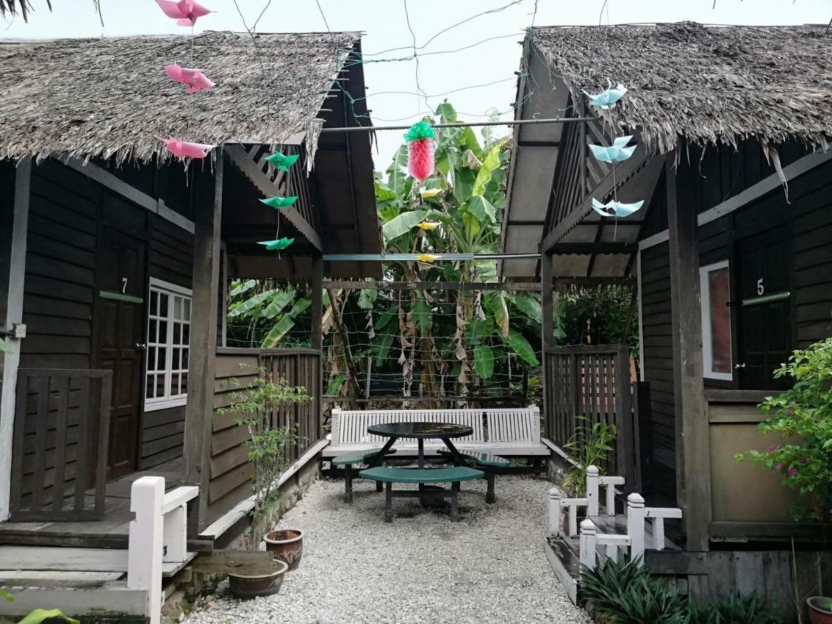 Mykampung Chalet Hotel Ipoh Esterno foto
